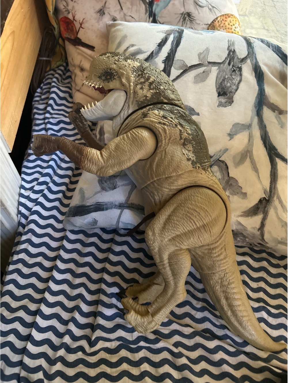 Jurassic World Jurassic World Rebirth Distortus Rex, Drex Action Figure,
